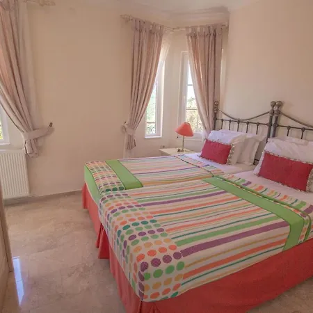 Kelebek Villa, Oezel Havuzlu, 别墅